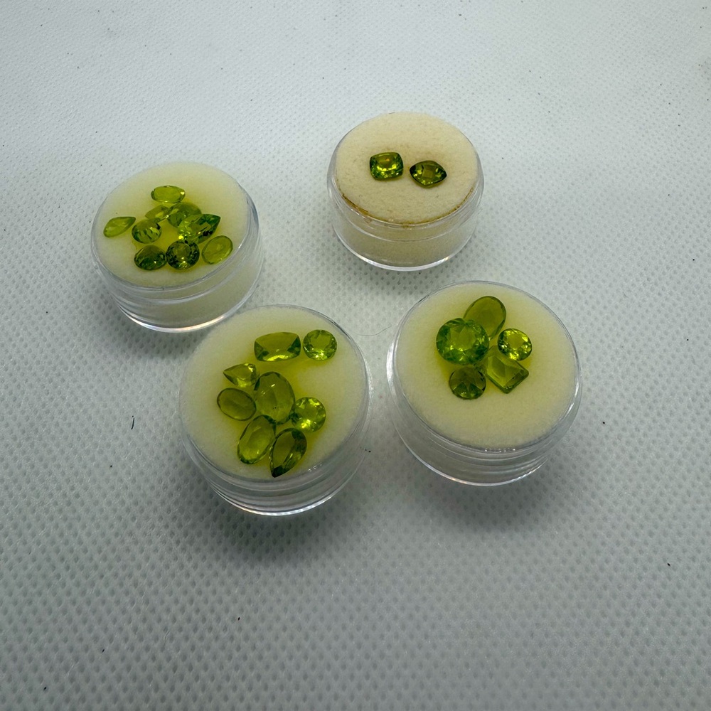 Green Peridot loose gemstones